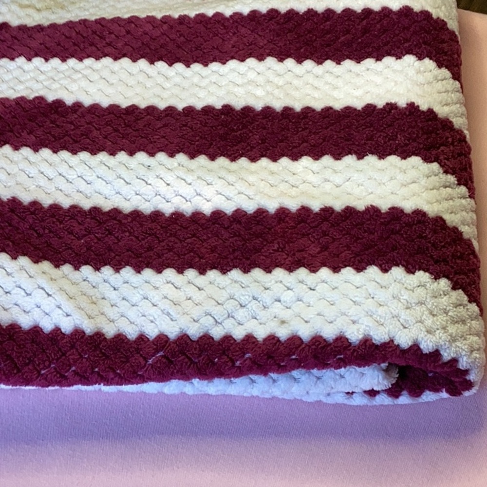 FINAL SALE PRICE Zig Zag Striped Soft Knitted Throw Blanket